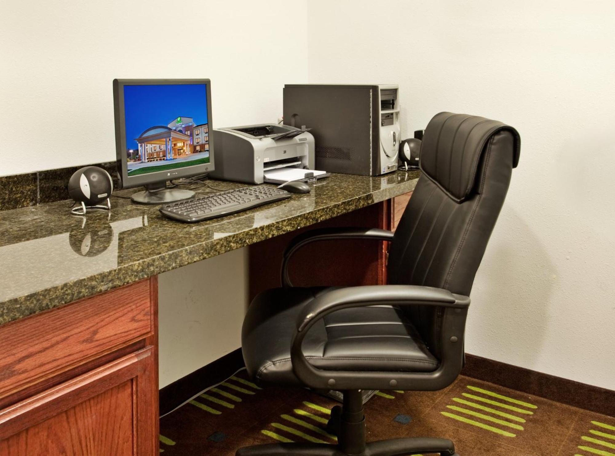 Holiday Inn Express Hotel & Suites St. Charles By Ihg Saint Charles Екстериор снимка