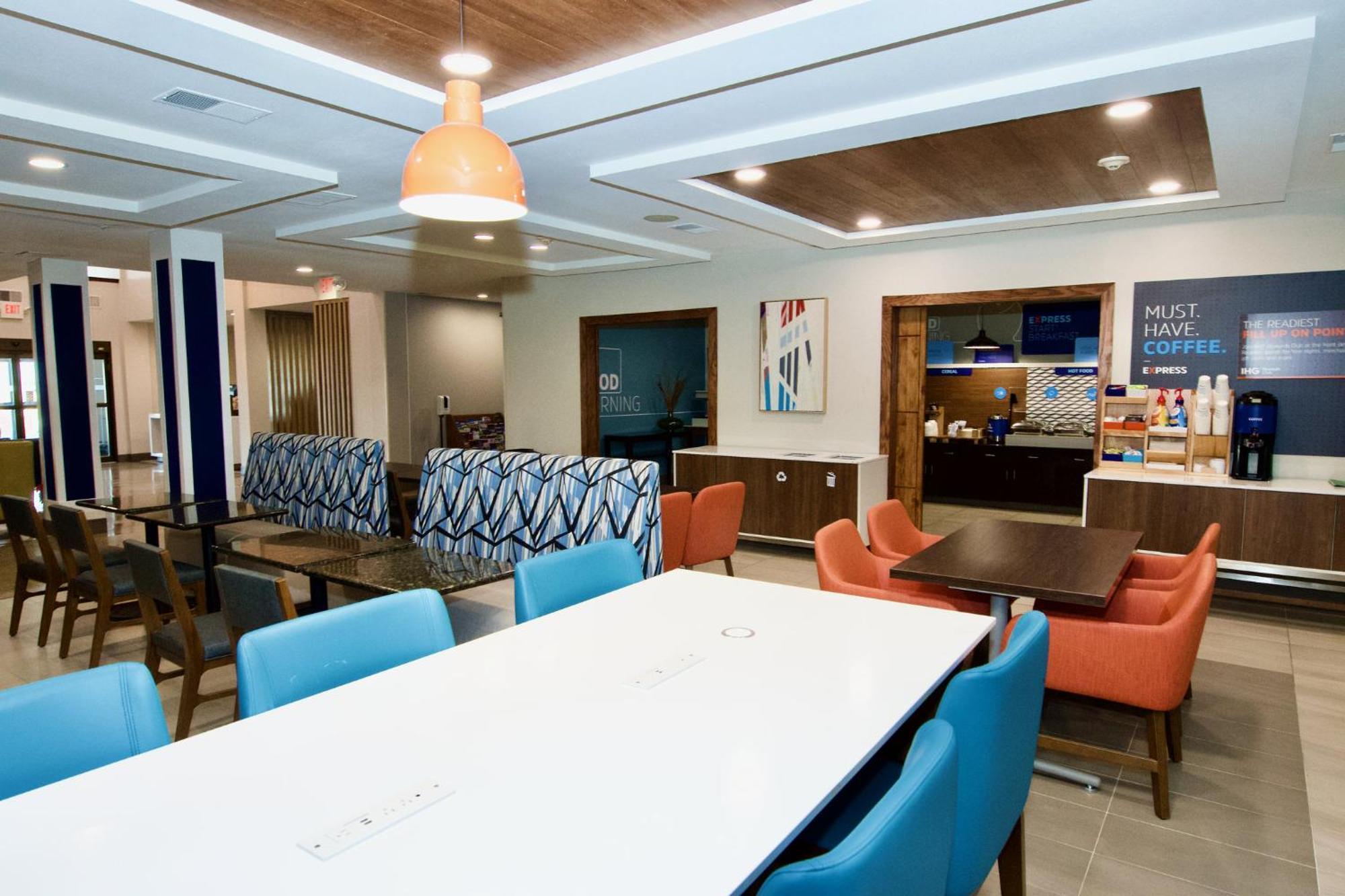 Holiday Inn Express Hotel & Suites St. Charles By Ihg Saint Charles Екстериор снимка